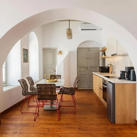 Mr & Mrs Mykonos The Mykonos Town