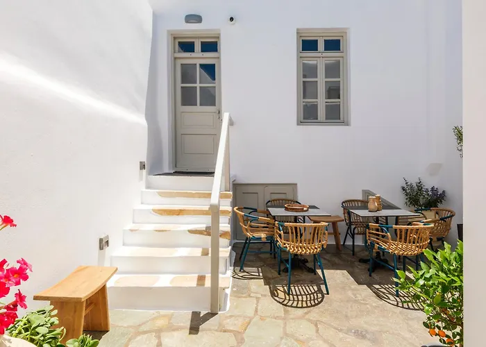 Mr & Mrs Mykonos The Mykonos Town