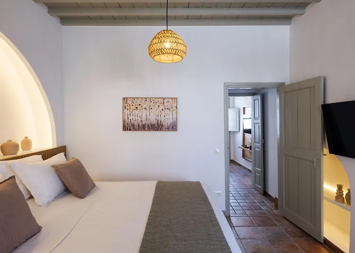 Mr & Mrs Mykonos The *